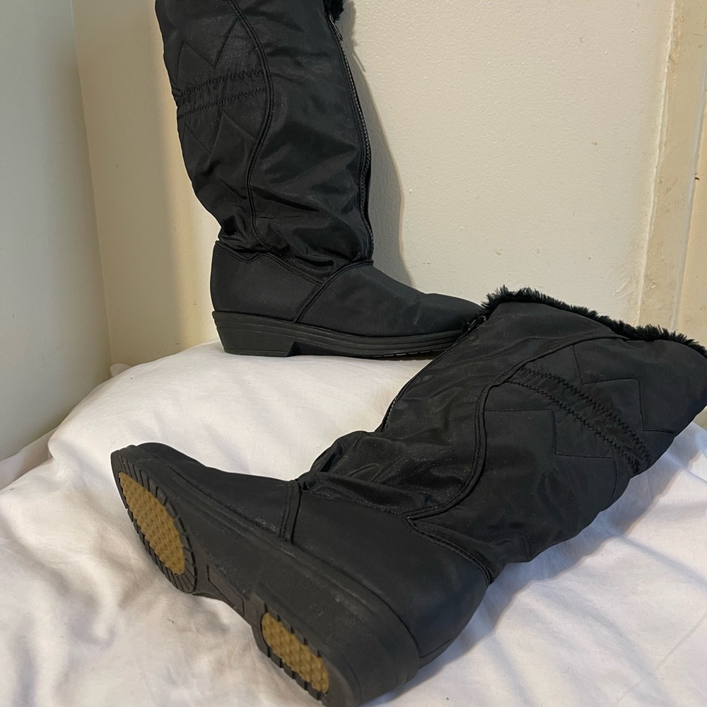 Colorado women’s winter boots /sz 8M
